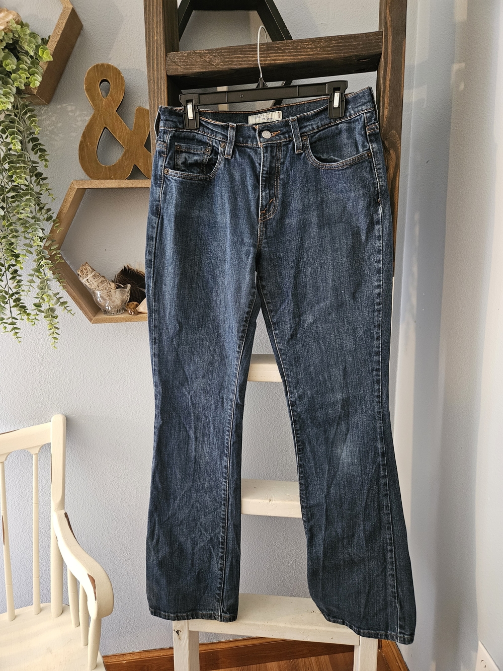 Levi's 515 Women's Dark Blue Boot Cut Jeans Size 8